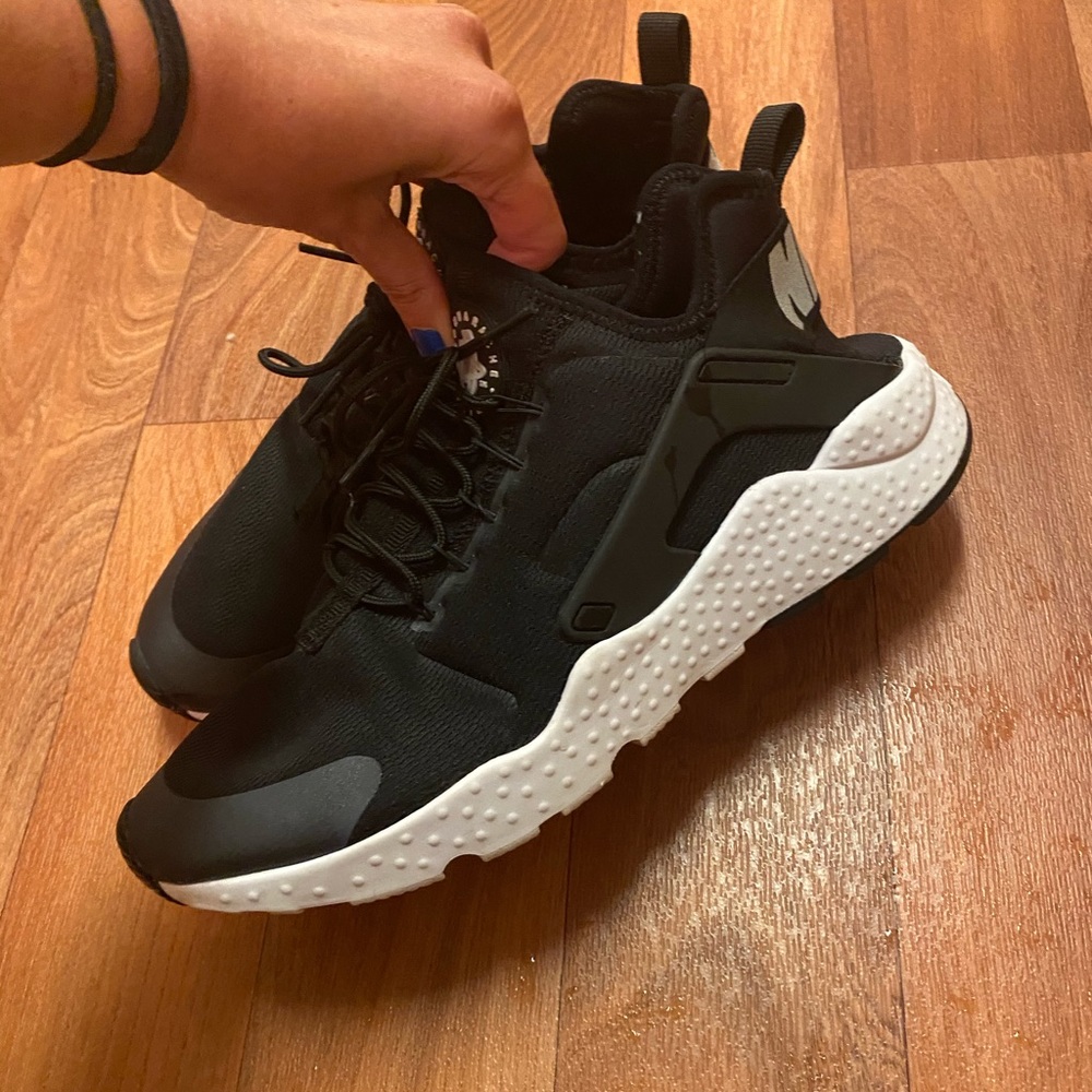Nike Womens Air Huarache Ultra